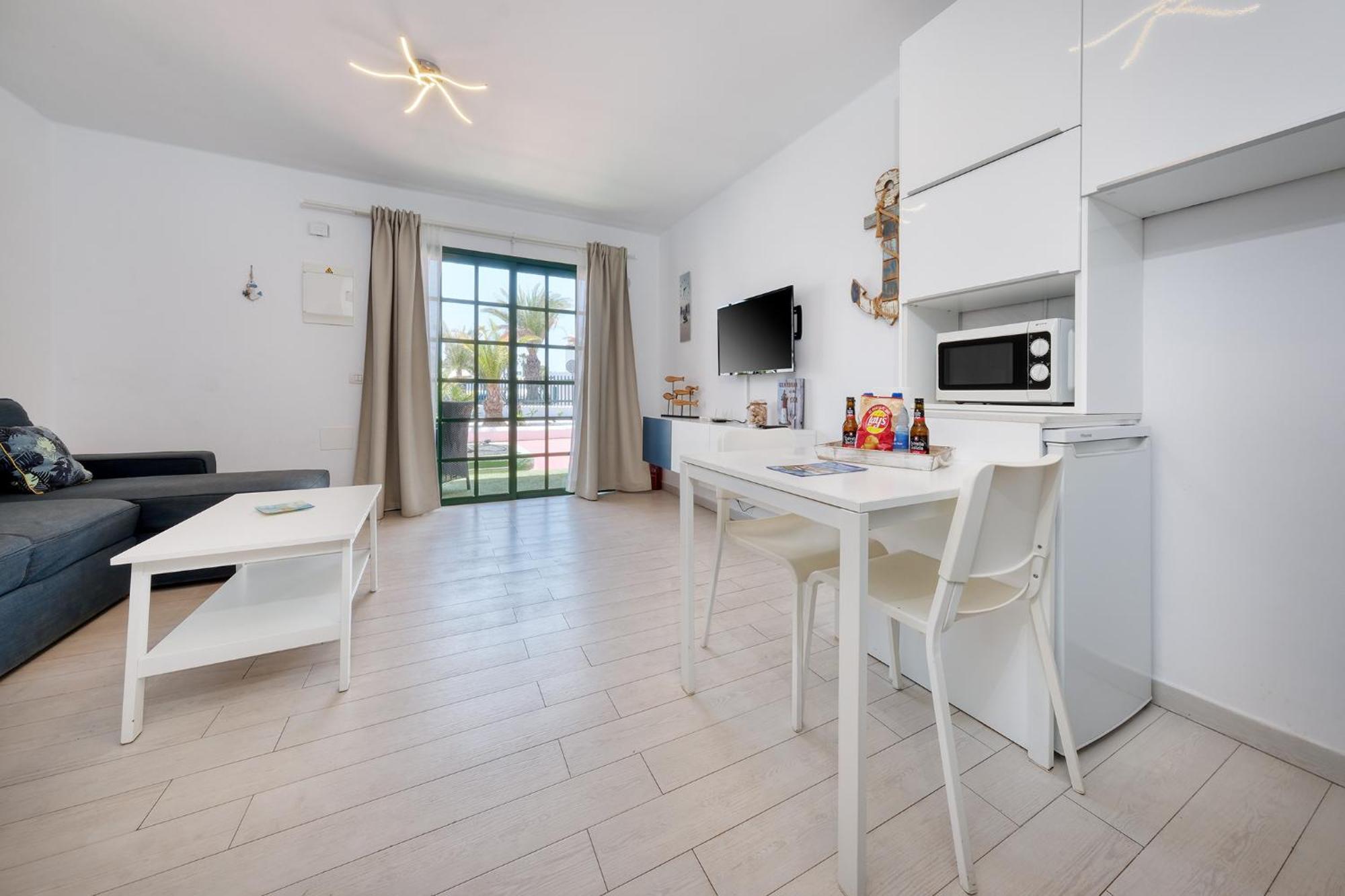 Apartment La Vela Azul -Pool & Tennis - Free Ac &Good Wifi- Smart Tv Puerto del Carmen  Exteriér fotografie